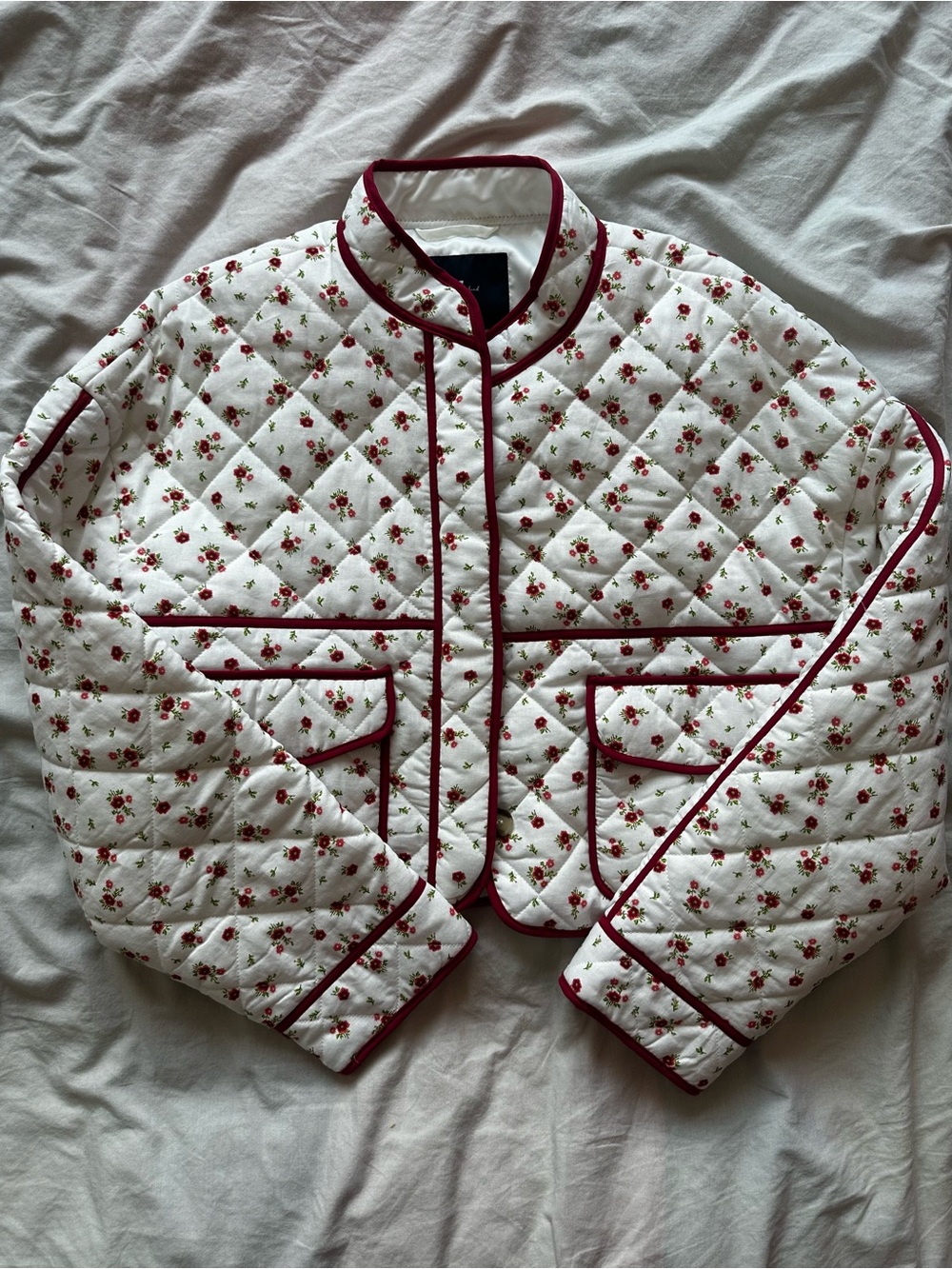 7 For All Mankind Floral Quilted Cropped Jacket Cottagecore White Red M - Picture 2 of 12